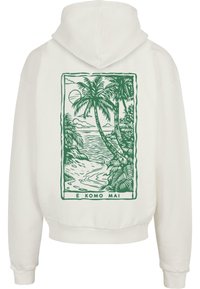Weißer Hoodie mit einem grünen Graf print von Palmen und einer Strandszene, umrahmt von dem Text "E KOMO MAI" am unteren Rand.