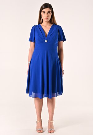CURVY CINA - Jurk - blue china