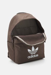 adidas Originals ADICOLOR - Zaino - earth strata