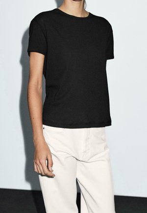 T-shirts basic - black