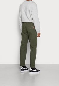 Levi's® Chino - olive