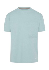 Šviesiai mėlyna trumpomis rankovėmis marškinėliai iš minkštos medžiagos. Yra krūtinės kišenė ir subtilus tekstinis detalumas priekyje. Apvalus iškirpimas.