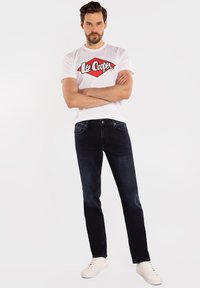 Lee Cooper MARCUS ciemnoniebieski
