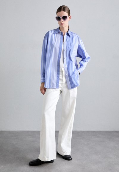 FRAME BAGGY PALAZZO - Džinsi ar platām starām - white