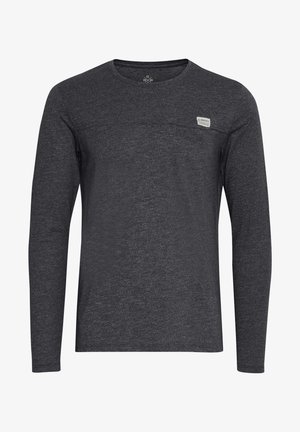 Langermet skjorte i mørkegrå, lett stoff, rund hals, horisontal sømdetalj, liten merkebånd på brystet, uformelt design.