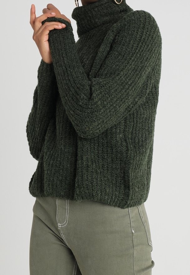 ONLY Stickad tröja - dark green