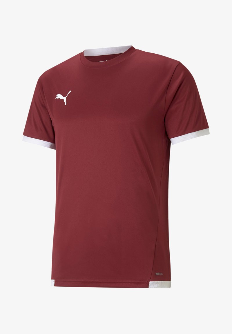 Maillot de sport bordeaux à manches courtes, avec bandes blanches sur les manches et un petit logo blanc sur la poitrine. Confectionné en tissu respirant qui évacue l'humidité.