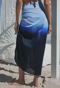 Next SARONG COVER-UP - REGULAR FIT - Strand accessories - blue ombre