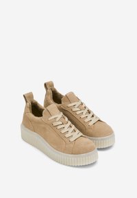 Marc O'Polo MIT FLAUSCHIGEM  - Sneaker low - taupe