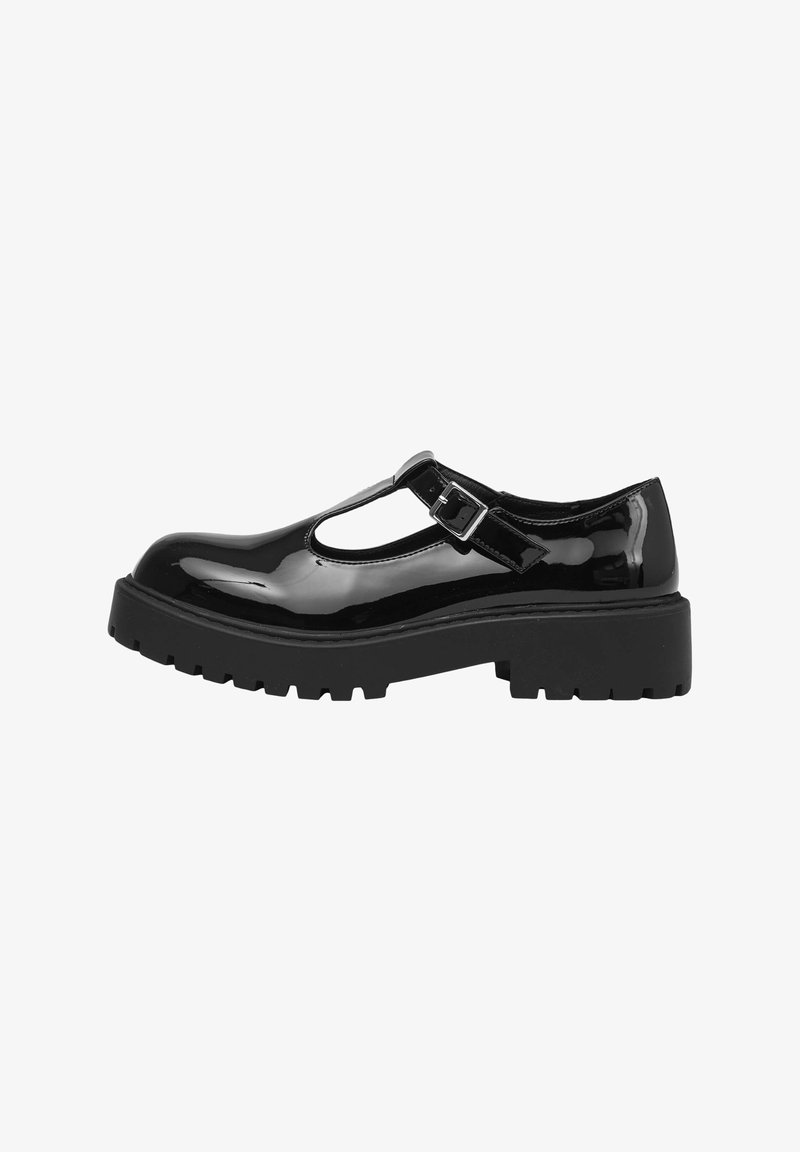 Chaussures Mary Jane en cuir verni noir avec une lanière en T, accent de boucle et semelle en caoutchouc noir épaisse et rainurée.