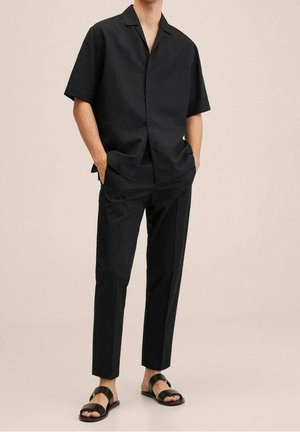 Mango, Chino - black