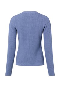 Blauwe gebreide trui met een gestructureerd patroon, lange mouwen en een ronde halslijn. De onderkant en boorden zijn voorzien van geribbelde details.