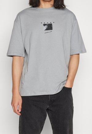 T-shirt z nadrukiem