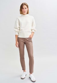 OPUS EVITA REMIX - Slim fit jeans - cocoa