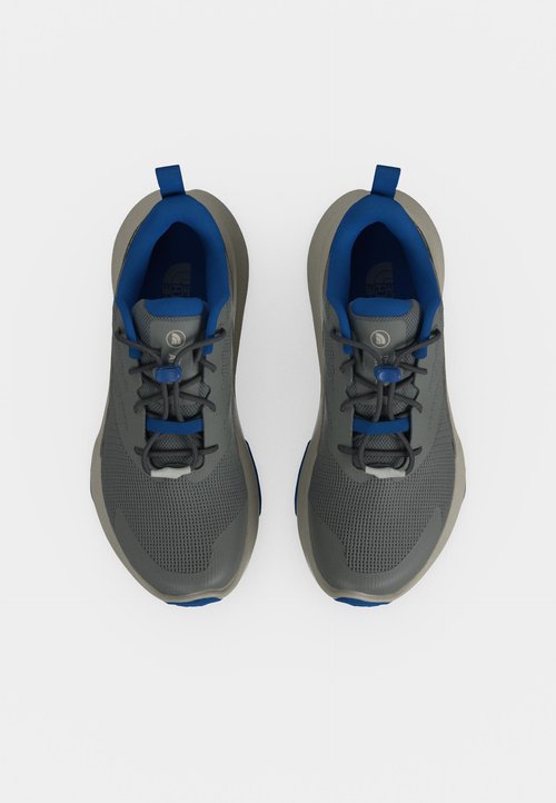 The North Face ALTAMESA UNISEX - Zapatillas de senderismo - concrete/granite grey — photo 5