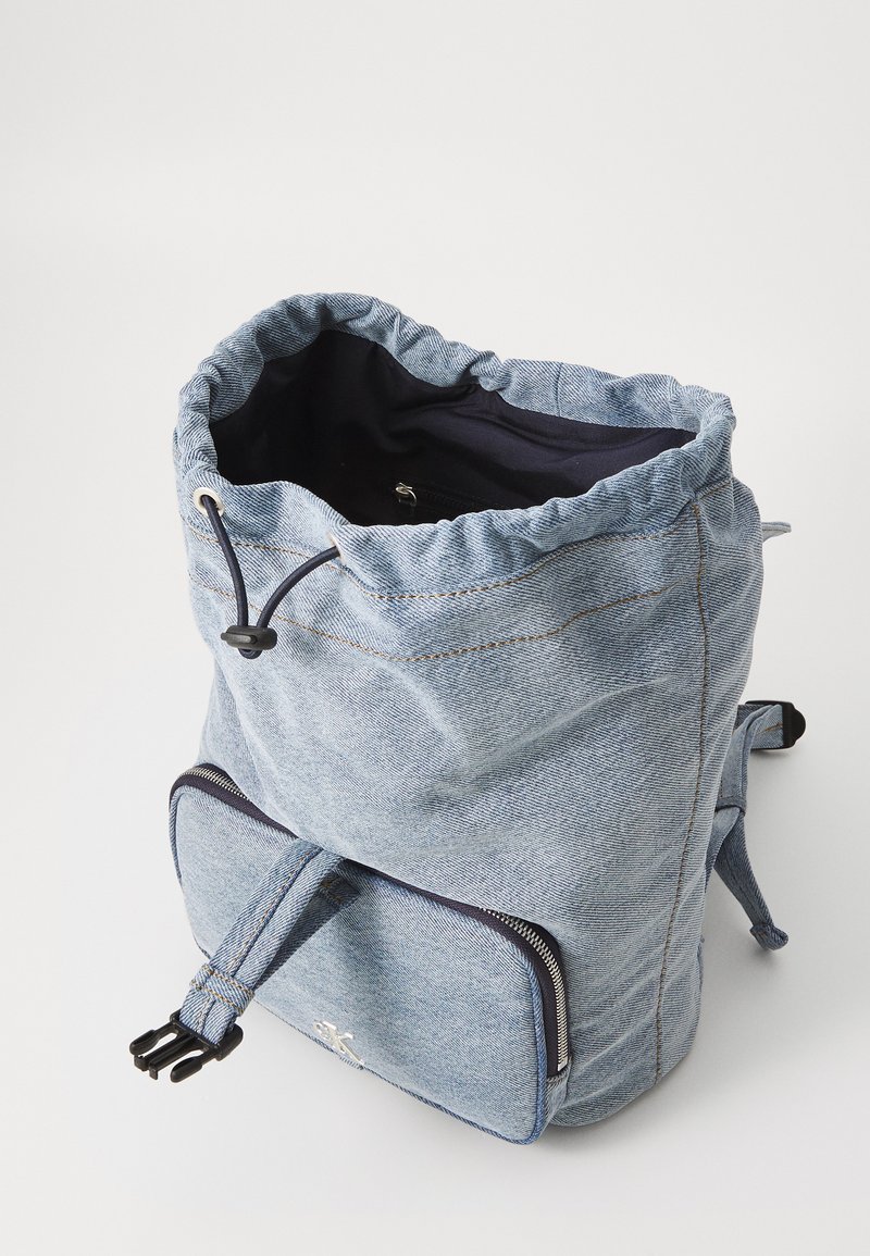 Calvin Klein Jeans LUNA MINI FLAP BACKPACK - Rucksack  display picture 2