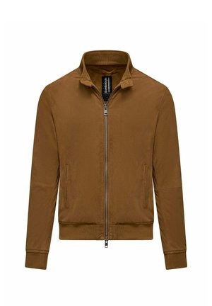 Brązowa kurtka bomberka z przednim zamkiem błyskawicznym, dwoma bocznymi kieszeniami, ściągaczami przy mankietach i dole oraz stojącym kołnierzem.