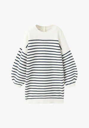 Witte gebreide trui met marineblauwe horizontale strepen, ronde hals en brede gebolde lange mouwen.