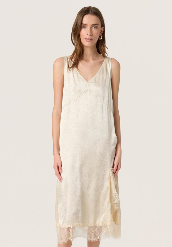 SLYennah Midi - Freizeitkleid - sandshell