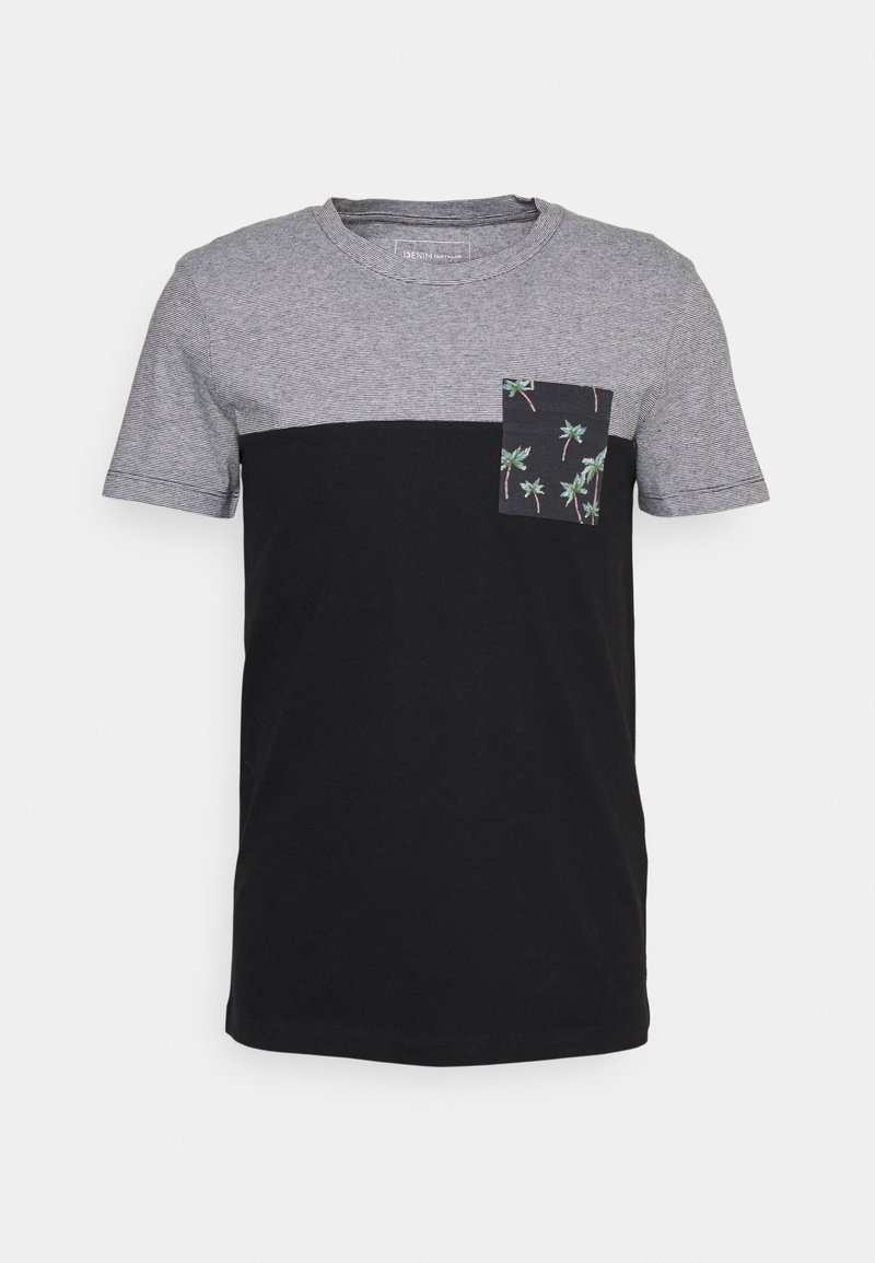 T-Shirt mit kurzen Ärmeln in Grau- und Schwarzblock-Design, mit Palmenmuster auf der Brusttasche. Weiches Baumwollmaterial.