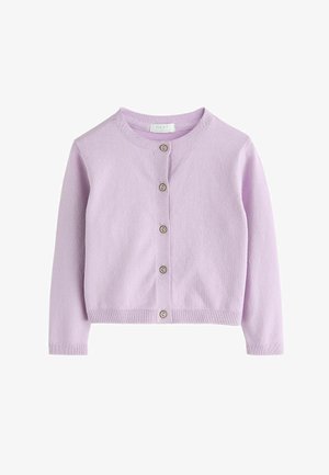 Világoslila, hosszú ujjú, rövidített kardigán kerek nyakkivágással és öt elöl gombbal, puha kötött anyagból készült.