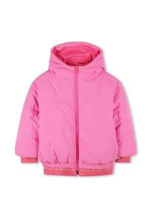 Veste à capuche rembourrée pour enfants, rose, avec fermeture éclair à l'avant et manches élastiques, portant le texte "BILLIEBLUSH" en orange vif.
