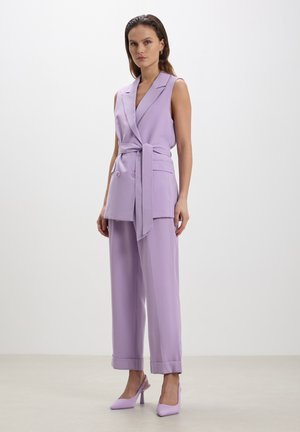 DOPPIOPETTO CON FUSCIACCA  - Waistcoat - viola