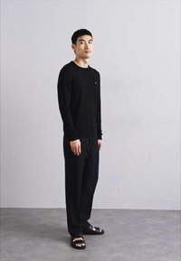 J.LINDEBERG LYLE TRUE MERINO - Maglione - black