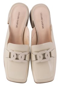 Cesare Gaspari Mules à talons - beige