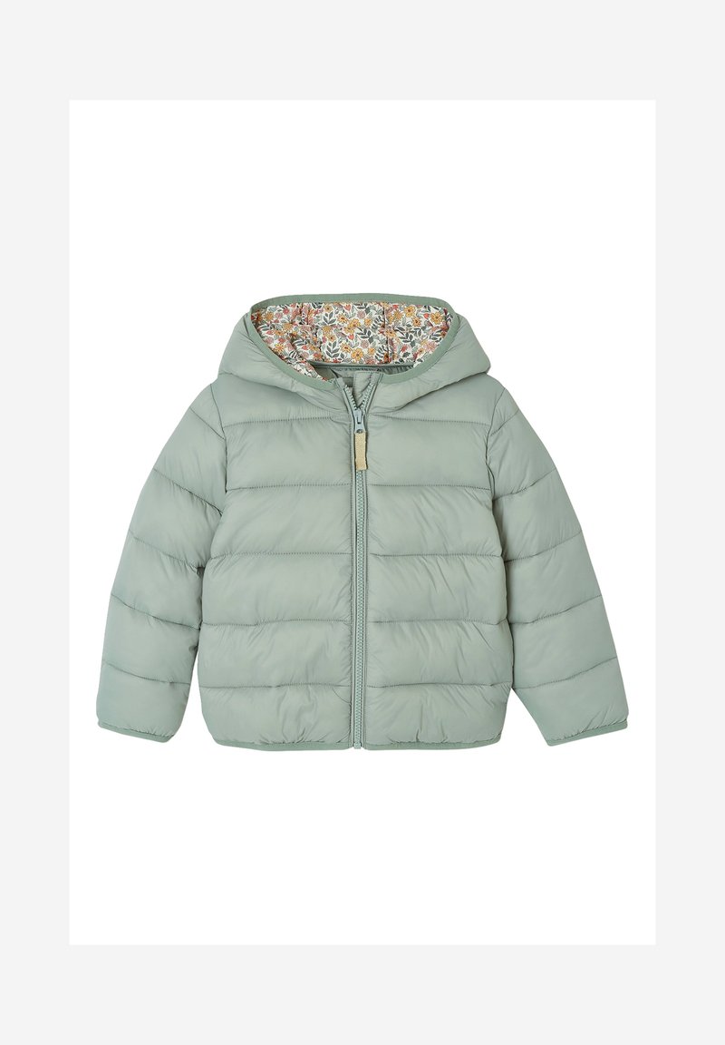 Leichte grüne Steppjacke mit floralem Futter, ausgestattet mit Kapuze und Frontreißverschluss. Weiche Textur mit genähten Details.