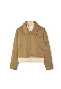 Braune, cropped Jacke mit großem Kragen, frontseitigem Reißverschluss und Tasche mit Reißverschluss am Ärmel; verfügt über einen cremefarbenen gerippten Saum und Futter.
