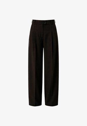 Pantalones negros de talle alto y corte a medida, con piernas anchas, pliegues delanteros, trabillas para cinturón y dos botones en la cintura.