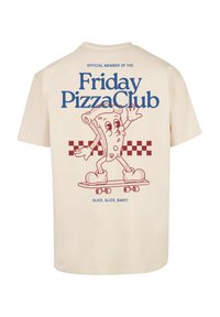 Cream t-shirt featuring a red graphic of a skateboard-riding pizza slice, text “Official Member of the Friday PizzaClub,” and checkered detail.