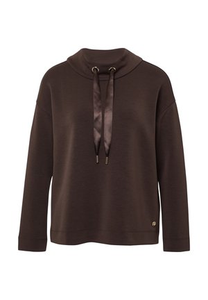 Donkerbruin langemouwen trui met een cowl-neck en glanzende satijnen trekkoorden, voorzien van een klein rond gouden logo nabij de zoom.