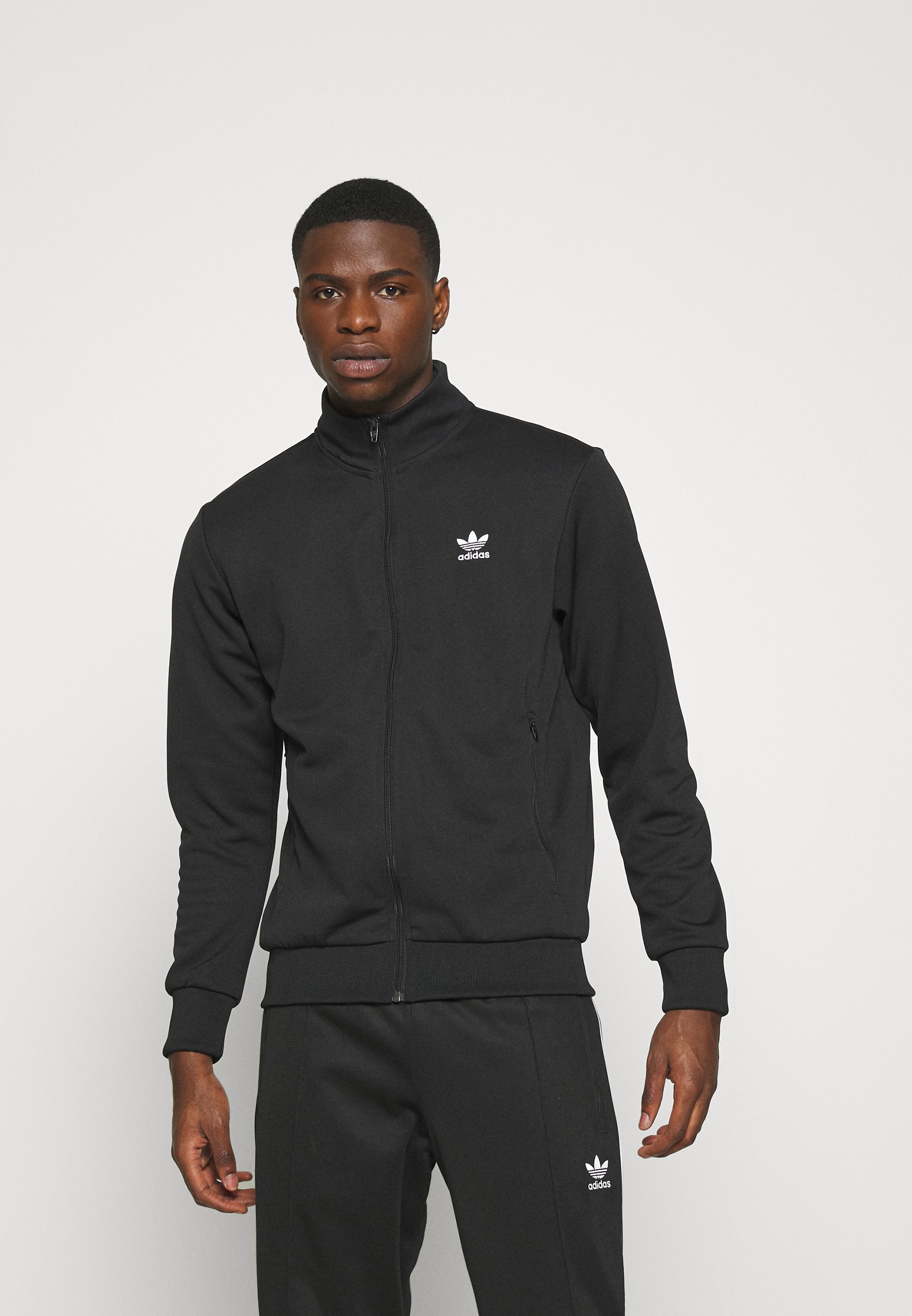 adidas originals giacche adidas originals giacche