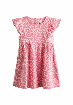 Rózsaszín kisgyermek ruha fehér virágmintával, fodros rövid ujjakkal, összegyűrt derékkal és kerek nyakkivágással.