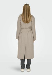 ONLY Trench - mocha meringue