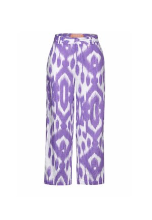 Fialové a bílé kalhoty s širokými nohavicemi s ikat vzorem, zapínáním na knoflík a přirozenou texturou látky.