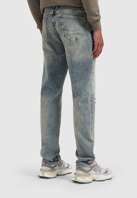 Pure Path REGULAR  - Straight leg jeans - denim light blue