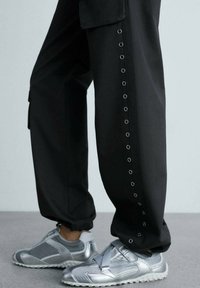 Mango Cargohose - grey