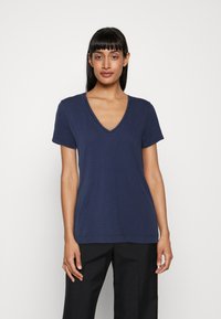 Mos Mosh - ARDEN TEE - T-shirt basic - navy Miniatuurafbeelding 1