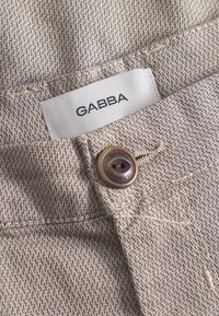Gabba PAUL K DALE  - Chinot - humus