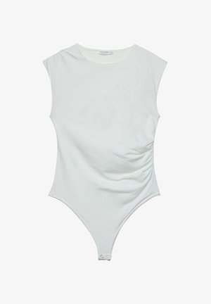 Hvid bodysuit lavet af glat, strækbart stof. Har en scoop-udskæring, korte ærmer og sammenholdte detaljer på den ene side med trykknaplukninger forneden.