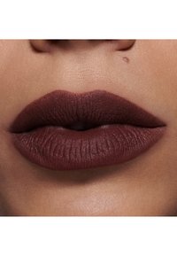 MAC POWDER KISS LIQUID LIPCOLOUR - Liquid Lipstick - rekindled