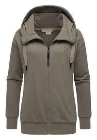 Sweat à capuche zippé kaki avec un cordon de serrage, poches avant et poignets côtelés ; présente un petit logo sur la poitrine et une fermeture éclair.