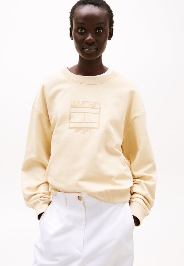 BOXY OUTLINE FLAG - Sweatshirt - country ivory