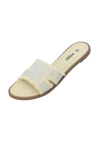 Sandal in tessuto intrecciato di colore giallo chiaro, con dettagli in frange e una fascia decorata con strass. Suola piatta con un plantare testurizzato.