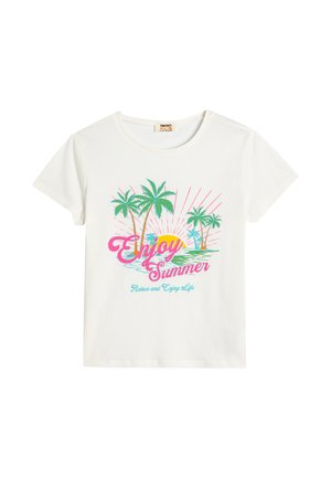 Hvid bomulds t-shirt med korte ærmer, prydet med et farverigt grafik af palmer, sol og tekst: "Nyd sommeren, slap af og nyd livet."