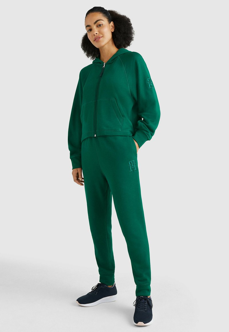 green tommy hilfiger sweat suit