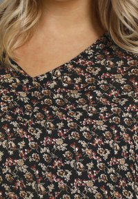 Kaffe Curve Blouse - black